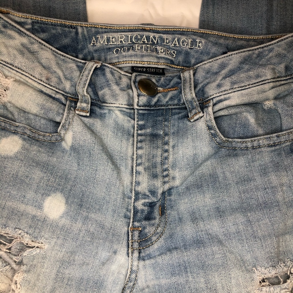 Hi-Rise Ripped Jeggings - Picture 11 of 15